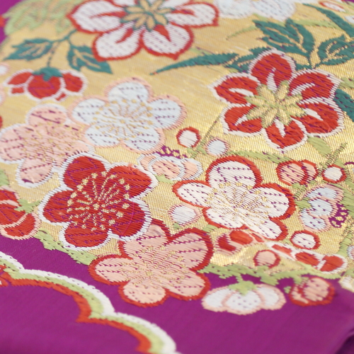 ���É���