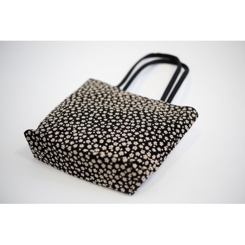 ��`���o�b�O�i�V�i�A�c18.5�A��21�A�}�`5�A�㕔���玝����̍���15cm�j