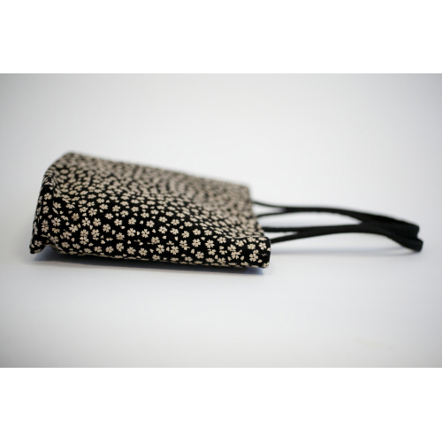 ��`���o�b�O�i�V�i�A�c18.5�A��21�A�}�`5�A�㕔���玝����̍���15cm�j