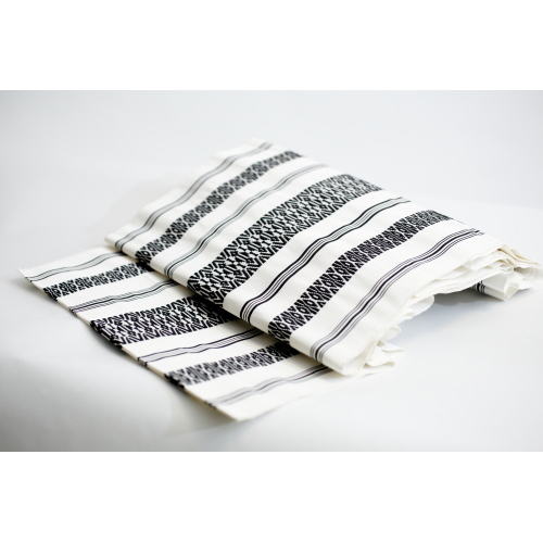 ���É���