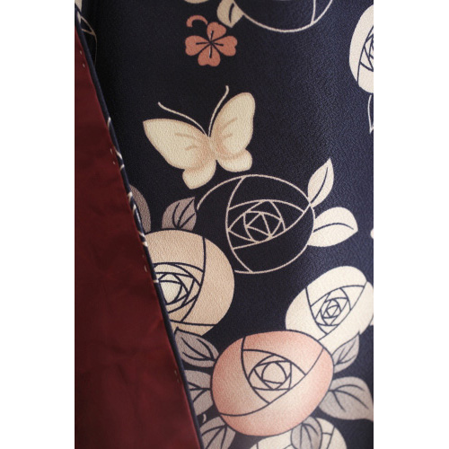 ����i�V�i�A�|���G�X�e���j