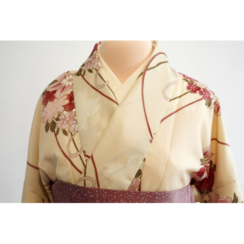 ����i�V�i�A�|���G�X�e���j