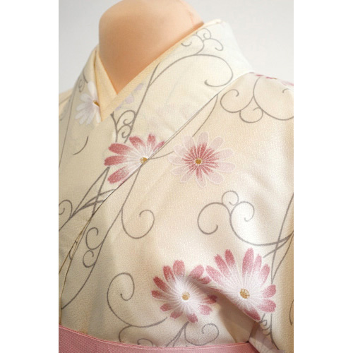 ����i�V�i�A�|���G�X�e���j