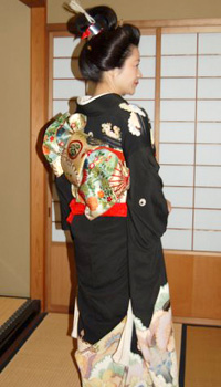 文金高島田に結われた花嫁姿