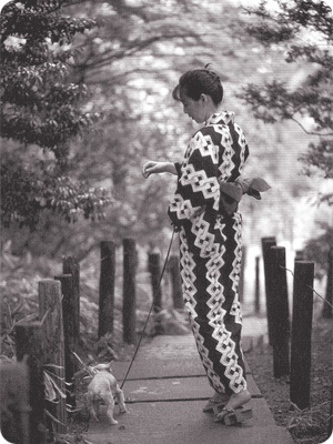 ピピと浴衣で散歩