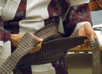 �ǂ��炪�ォ��ł�̂�