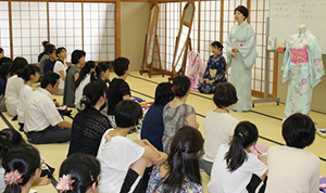 �a���ɂ�������A�����̕ی�҂Ɛ��k���񂪎Q�����������܂���